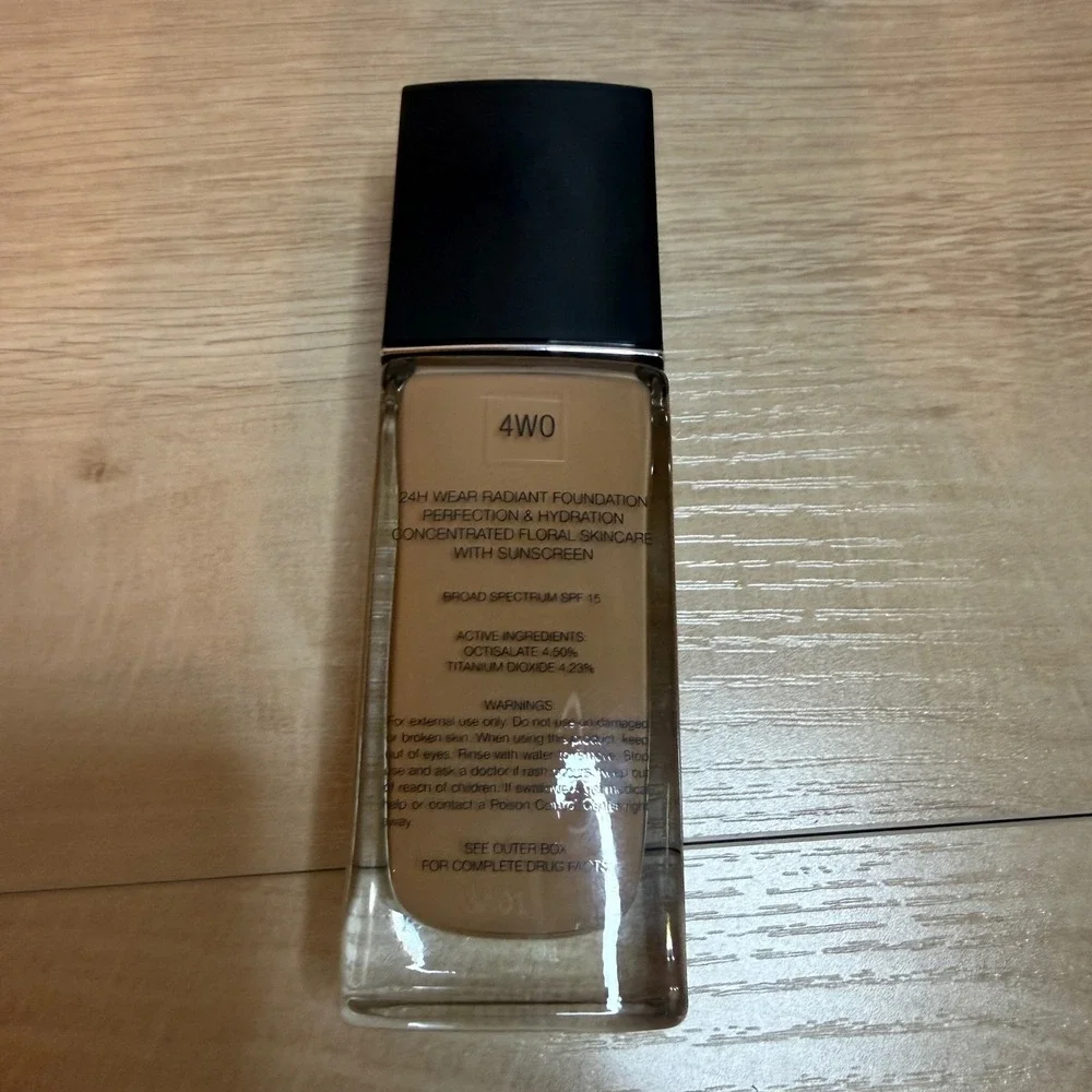 Dior forever skin